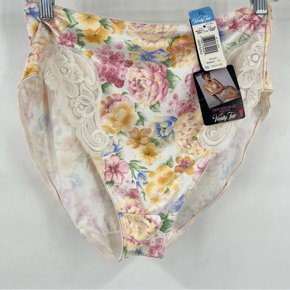 Vintage Victoria Floral Lace Panty Size XL NWT